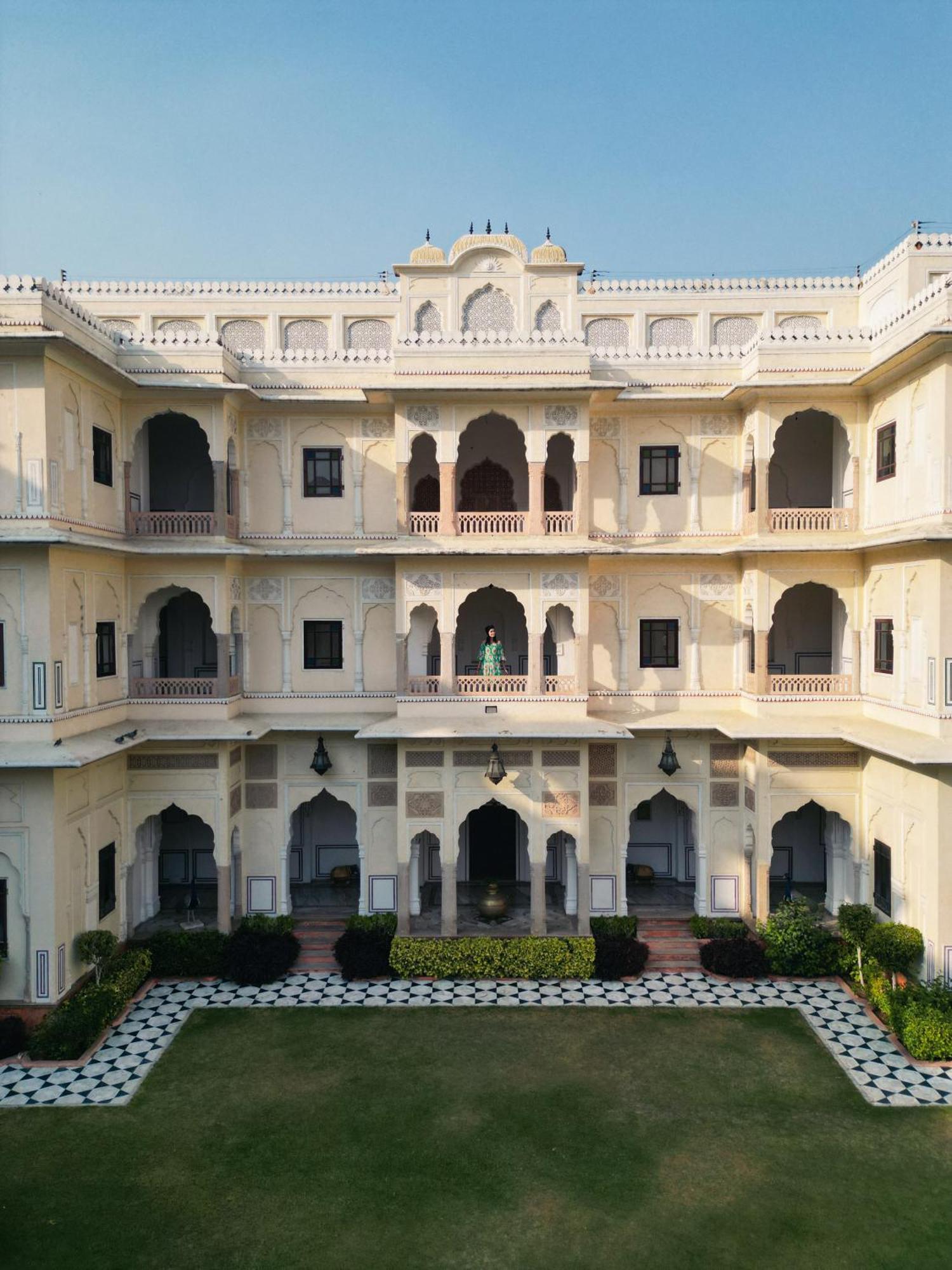 The Raj Palace Jaipur Bagian luar foto