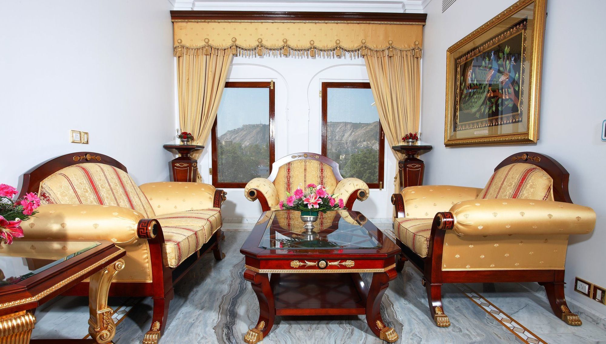 The Raj Palace Jaipur Bagian luar foto